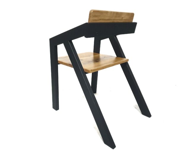 Krzesło dębowe ze stali i drewna