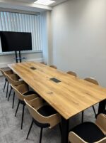 Stół konferencyjny - obrazek 11